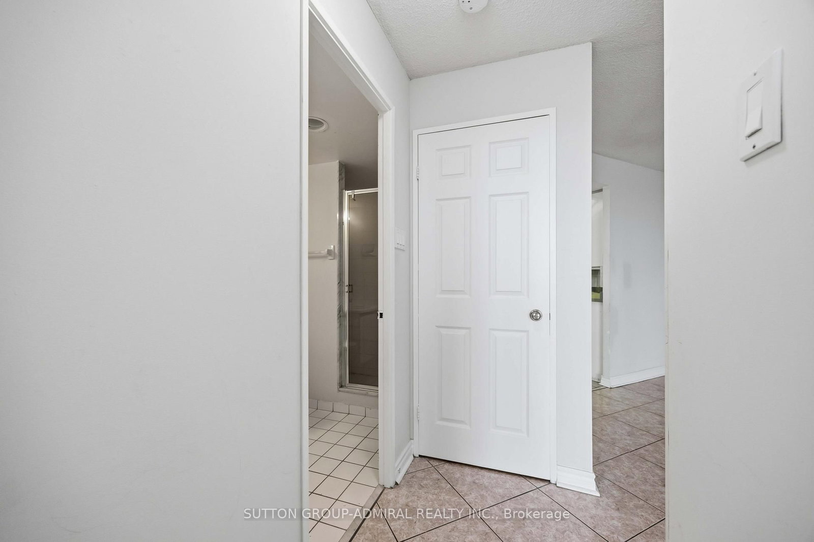 506-343 Clark Ave, Vaughan, view 23