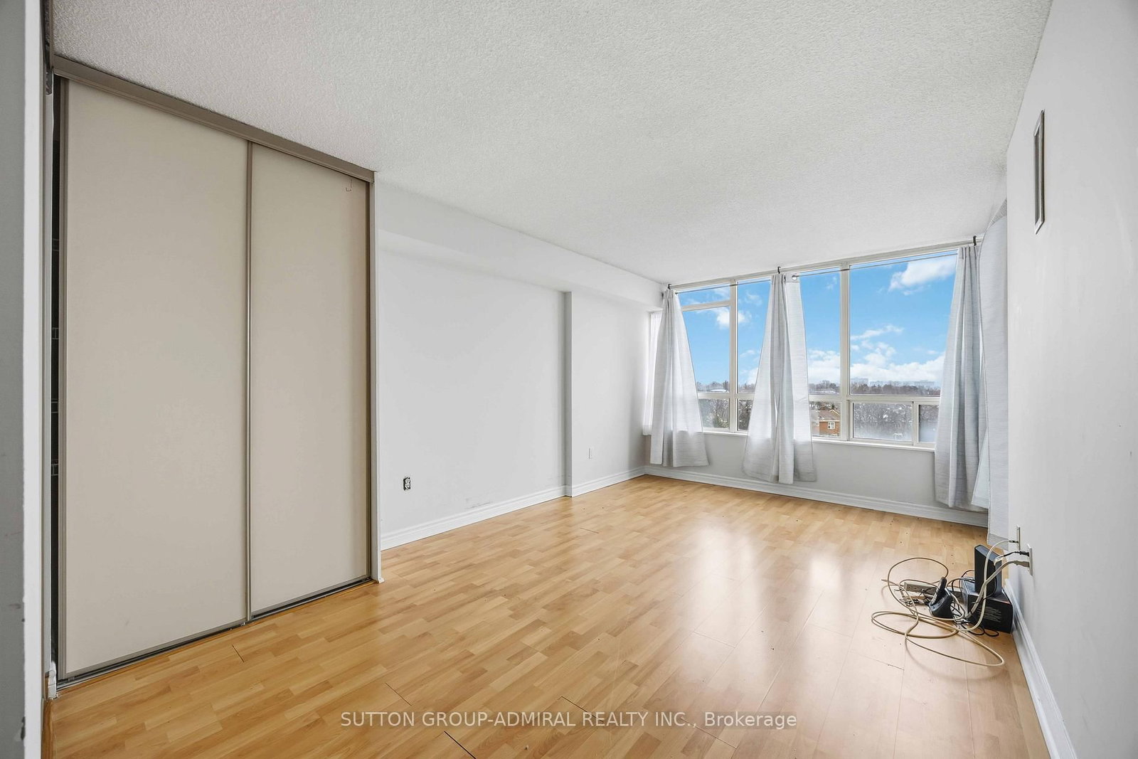 506-343 Clark Ave, Vaughan, view 25