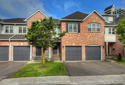3-bed Townhouse, Condo · 81 Northern Heights Dr