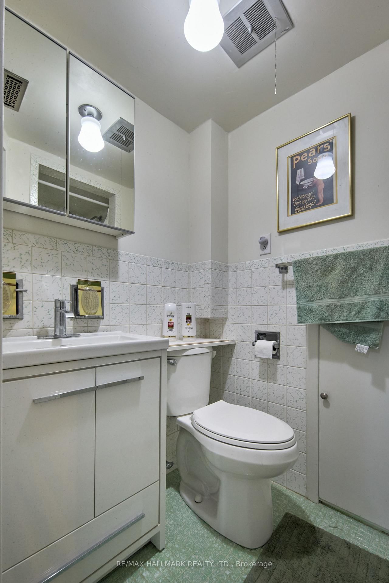 195 Avenue Road • Richmond Hill, ON photo 20