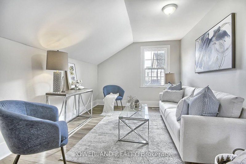 home for lease on Apt #2-202 Prospect Street W