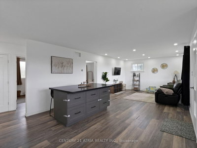 6552 Yonge Street • Innisfil, ON photo 9