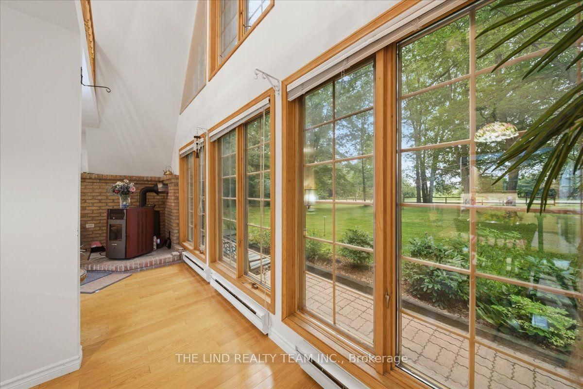 100 Bridle Path • East Gwillimbury, ON photo 16