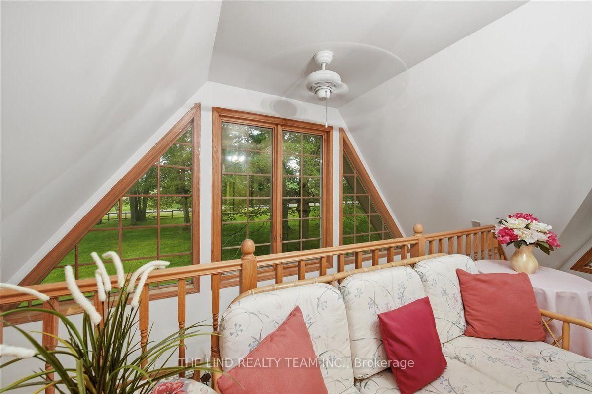100 Bridle Path • East Gwillimbury, ON photo 33