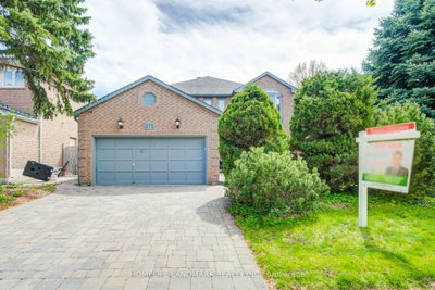 4-bed Detached House · 375 Manhattan Dr