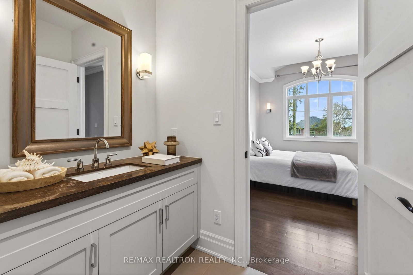 132 Pemberton Road • Richmond Hill, ON photo 32