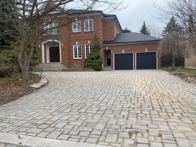 8-bed Detached House · 17 Dunloe Rd