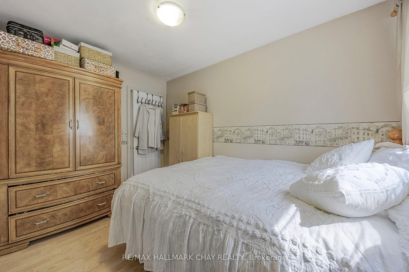 9205 McKinnon Road • Essa, ON photo 25