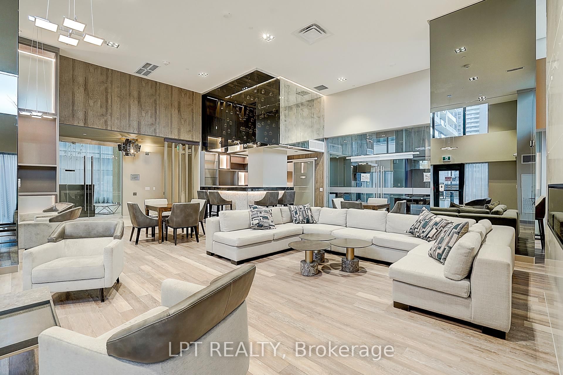 75 Oneida Crescent, Unit 1601