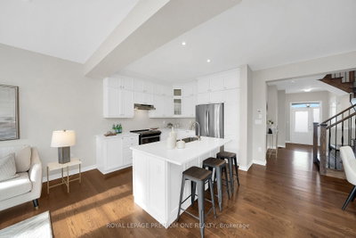53 McMichael Avenue — photo 5