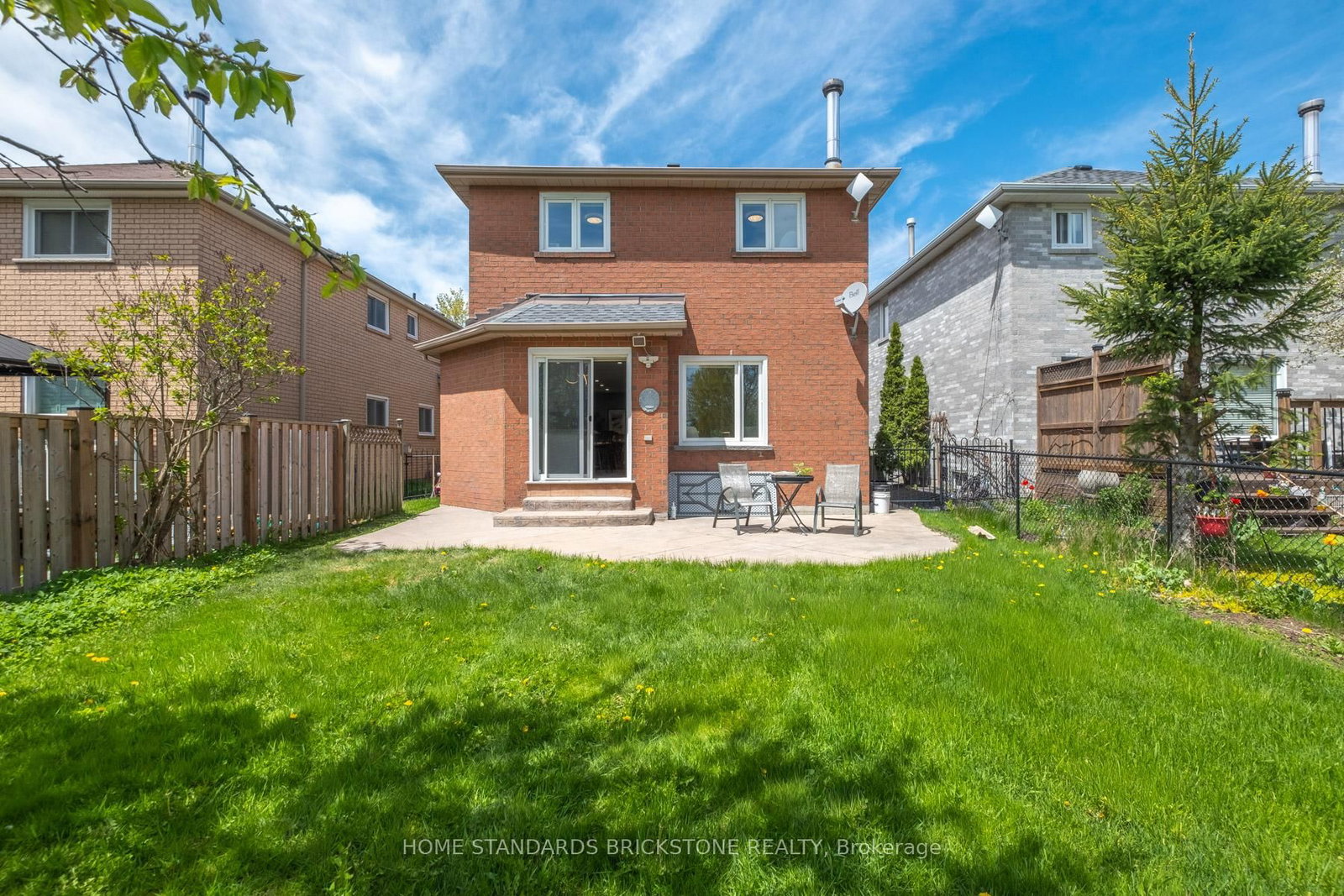 65 Springer Drive S • Richmond Hill, ON photo 10