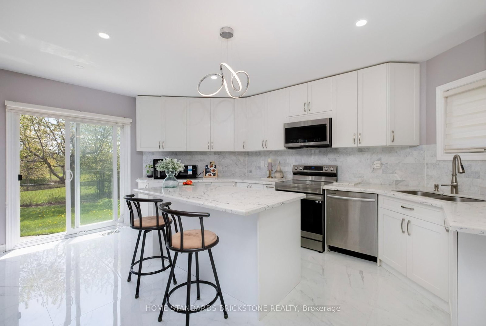 65 Springer Drive S • Richmond Hill, ON photo 20