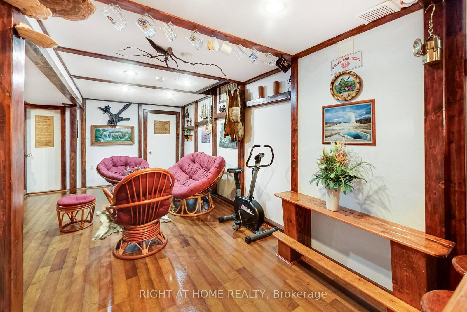 28 Foxtail Ridge • Newmarket, ON photo 17