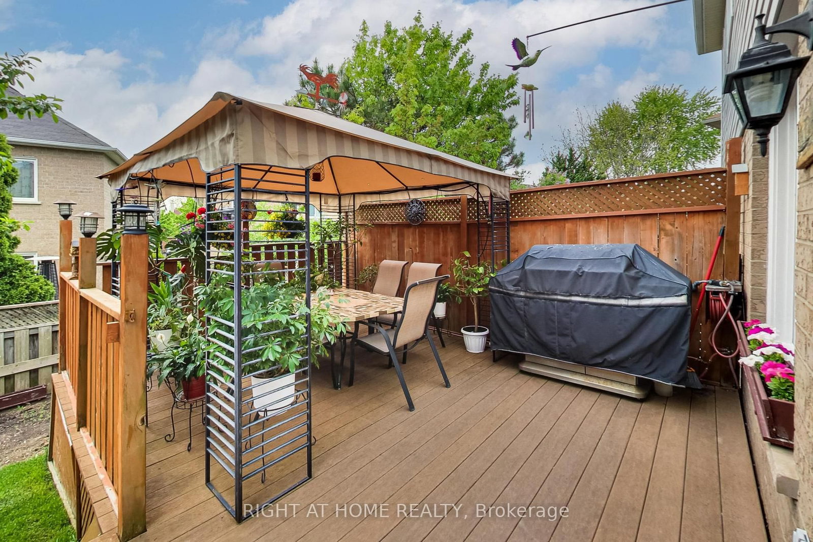 28 Foxtail Ridge • Newmarket, ON photo 21