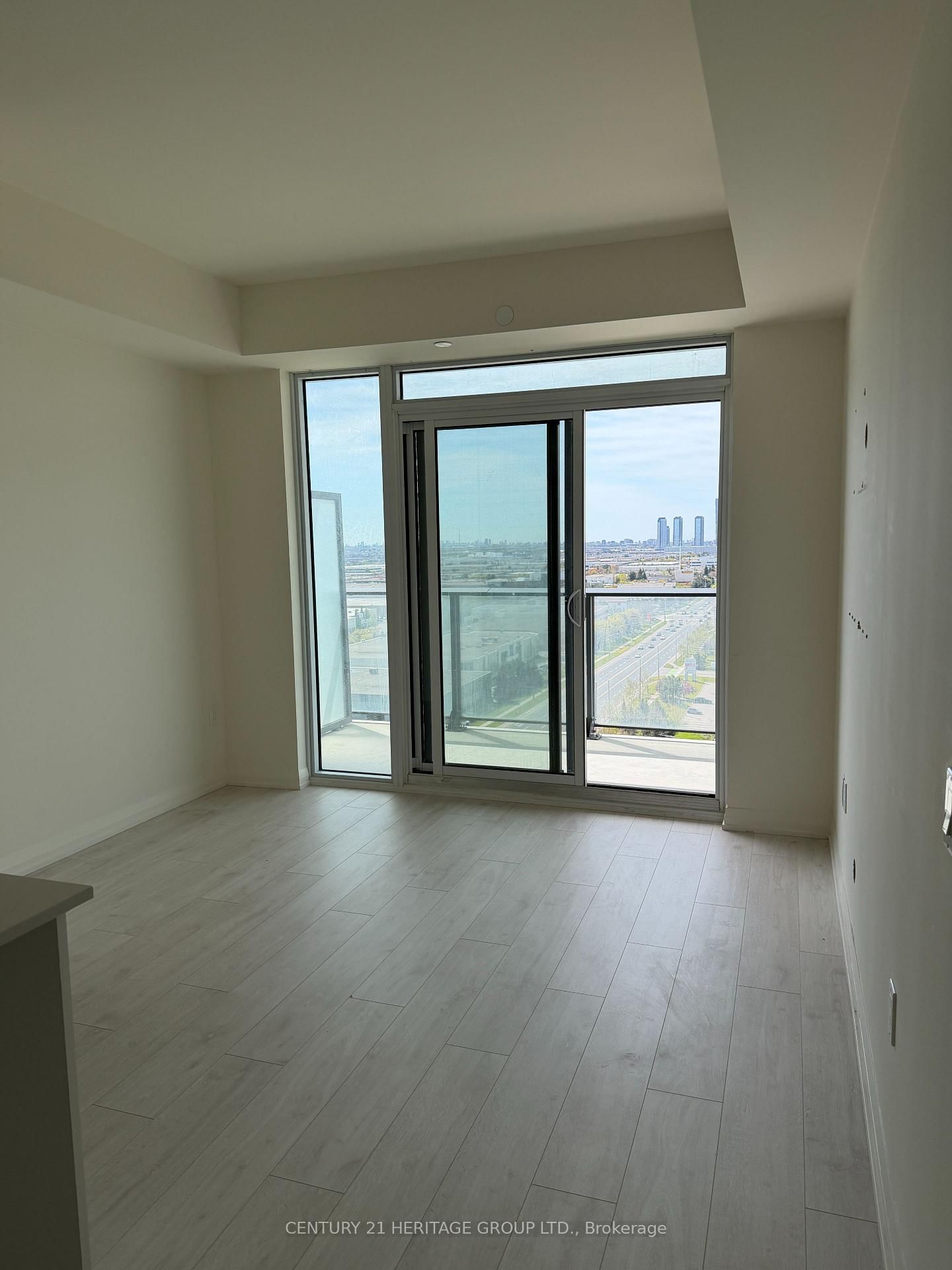 8960 Jane Street S, Unit 1523 - Photo 6