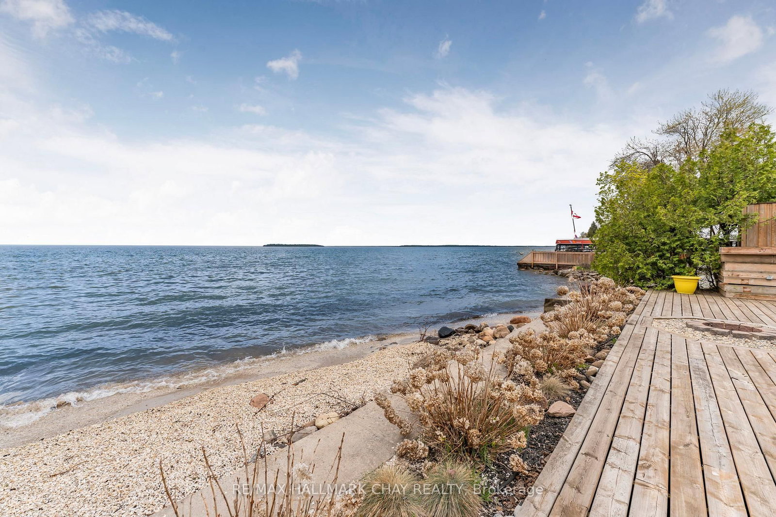2617 Leonard Street • Innisfil, ON photo 5