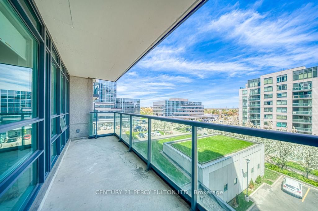 55 South Town Centre Boulevard, Unit 601 - Photo 32