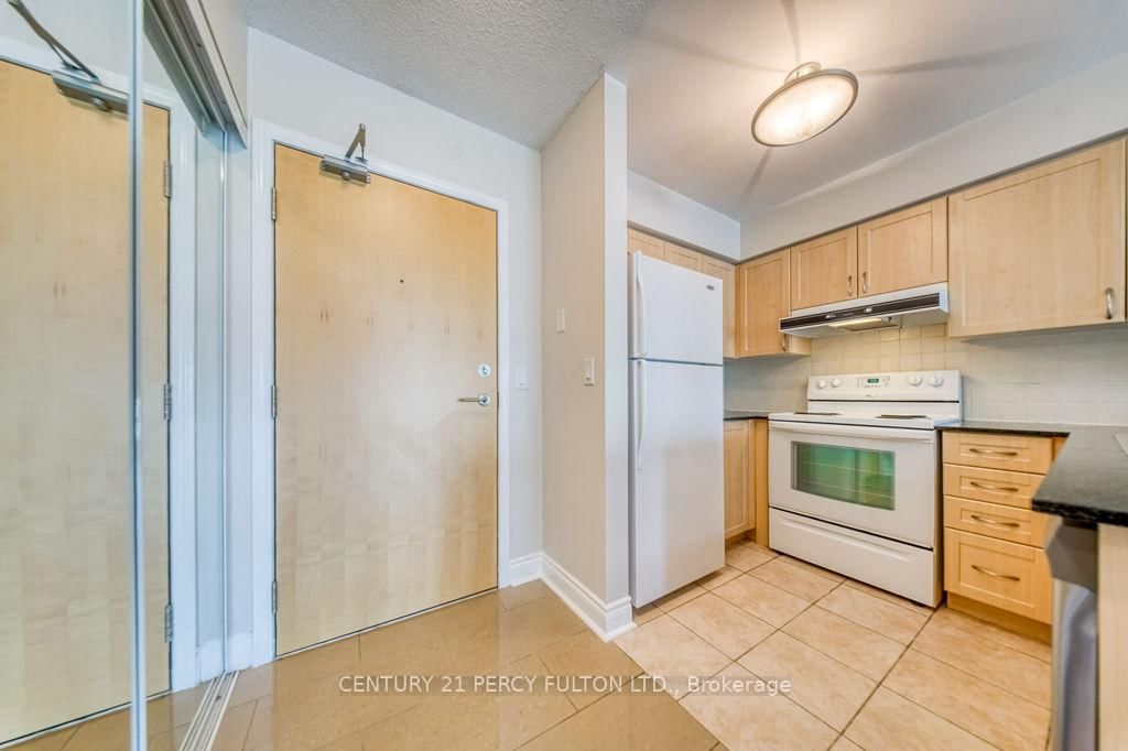 55 South Town Centre Boulevard, Unit 601 - Photo 6