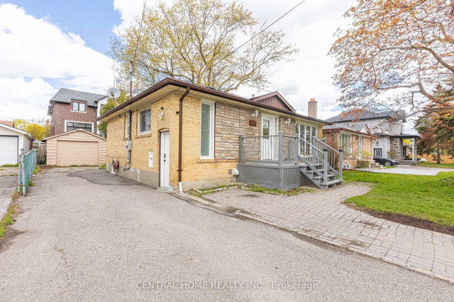 307 Boisdale Avenue