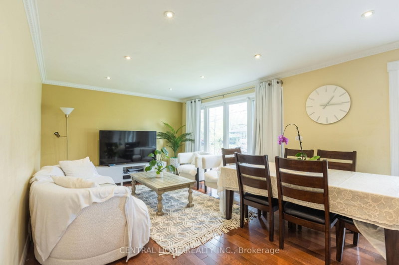 307 Boisdale Ave photo 3