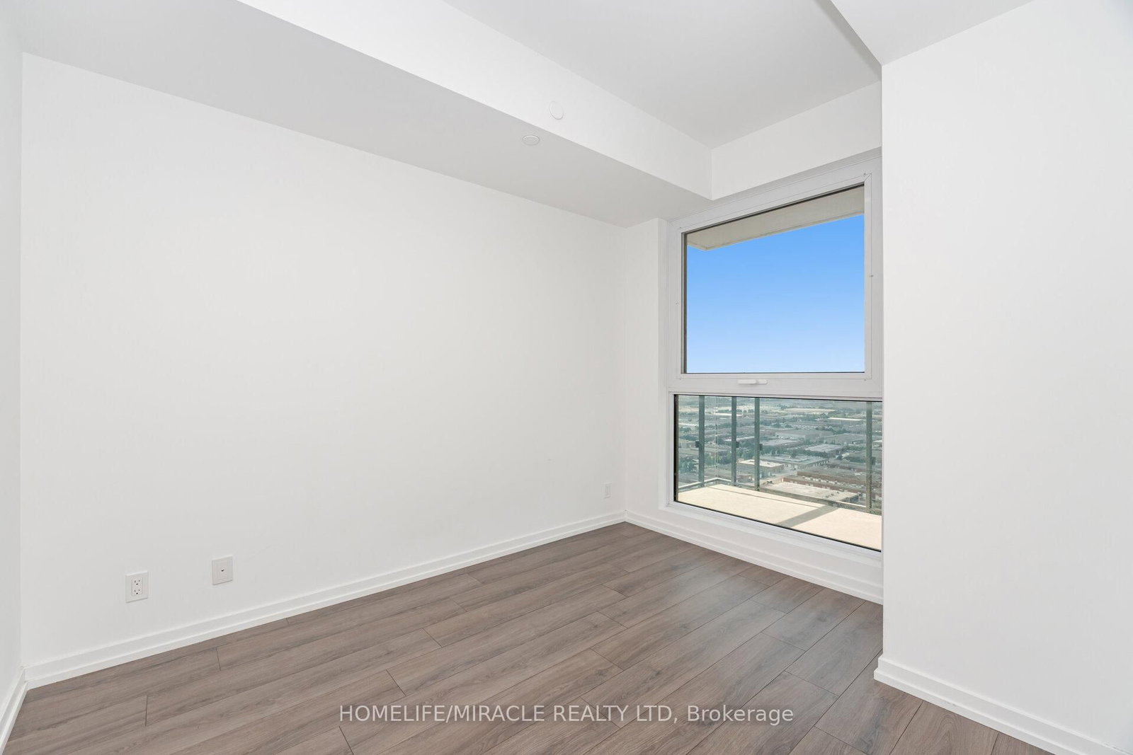 7890 Jane Street, Unit 3907 - Photo 17