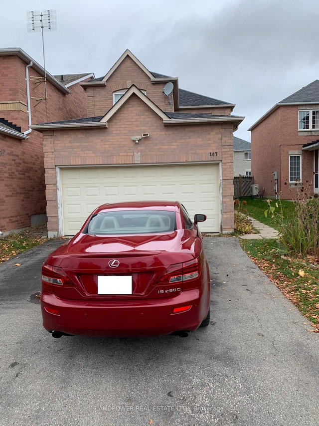 147 Cairncross Crescent S