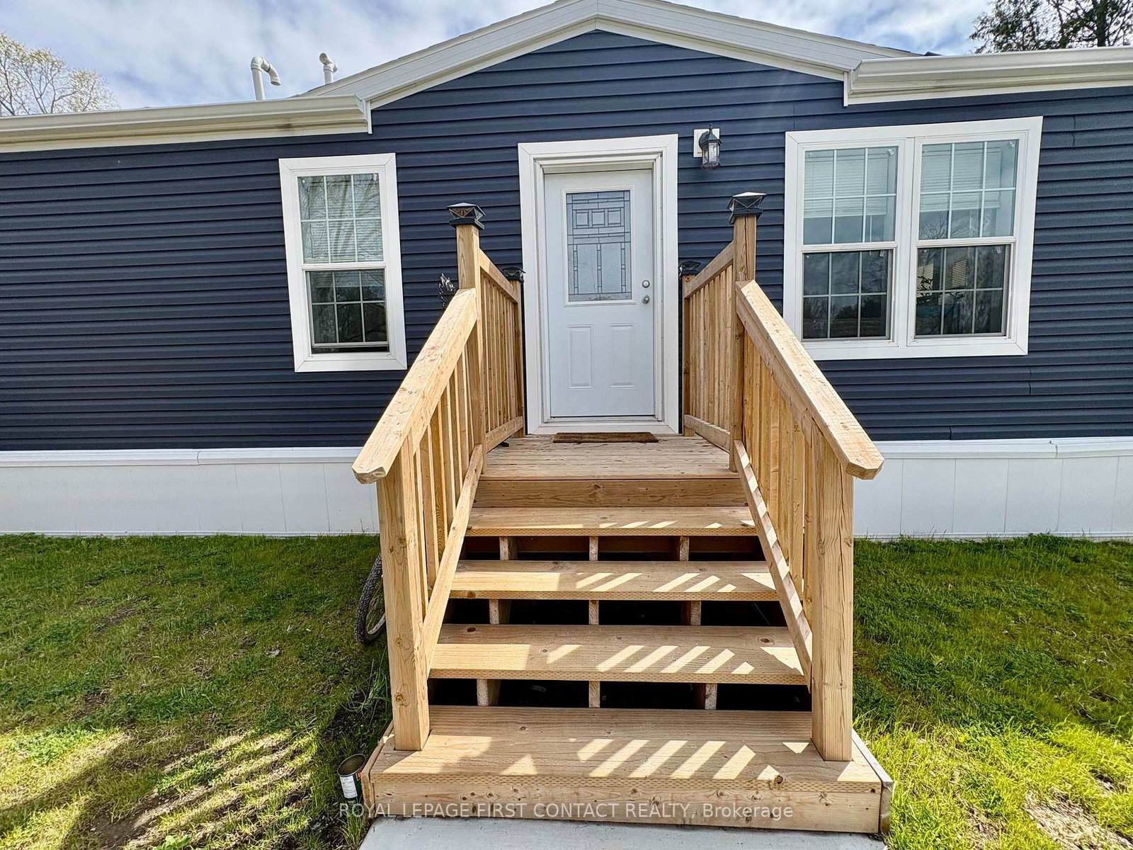 Mobile/Trailer for sale at 40 SHAMROCK Crescent, Essa, Ontario, L3W 0A5 - Rural Essa - MLS: N13141010