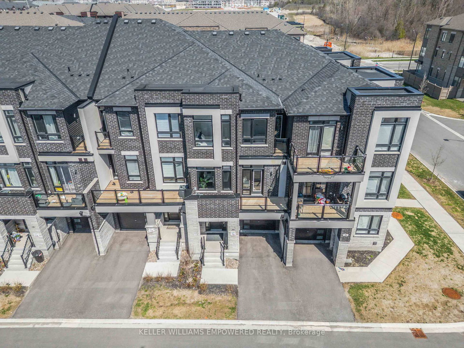84 Riley Reed Lane • Richmond Hill, ON photo 1