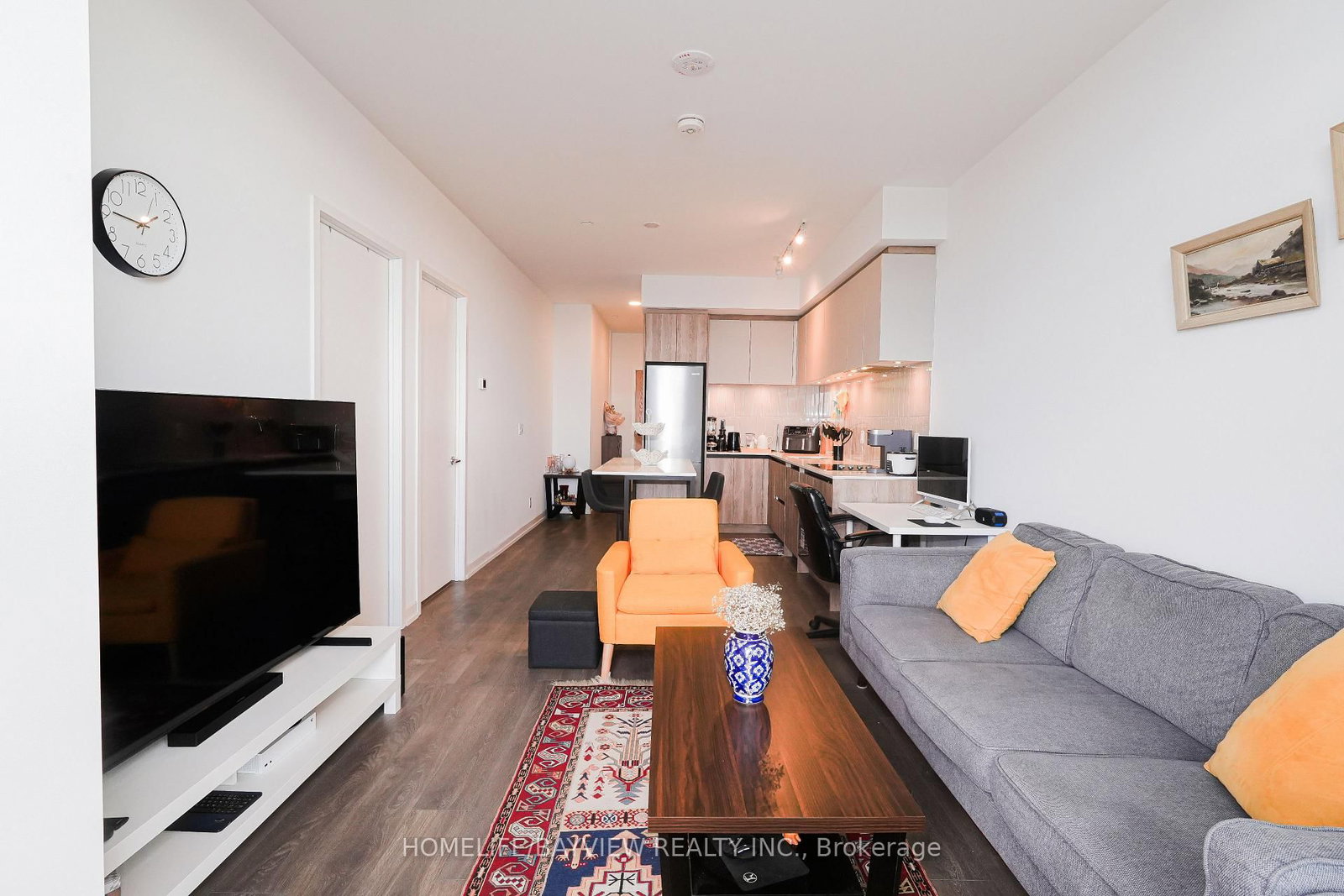 8 Beverley Glen Boulevard, Unit 603 - Photo 7