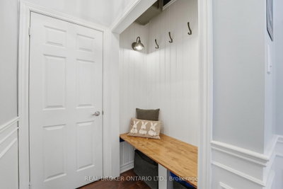 44 Saltzburg Crescent — photo 6