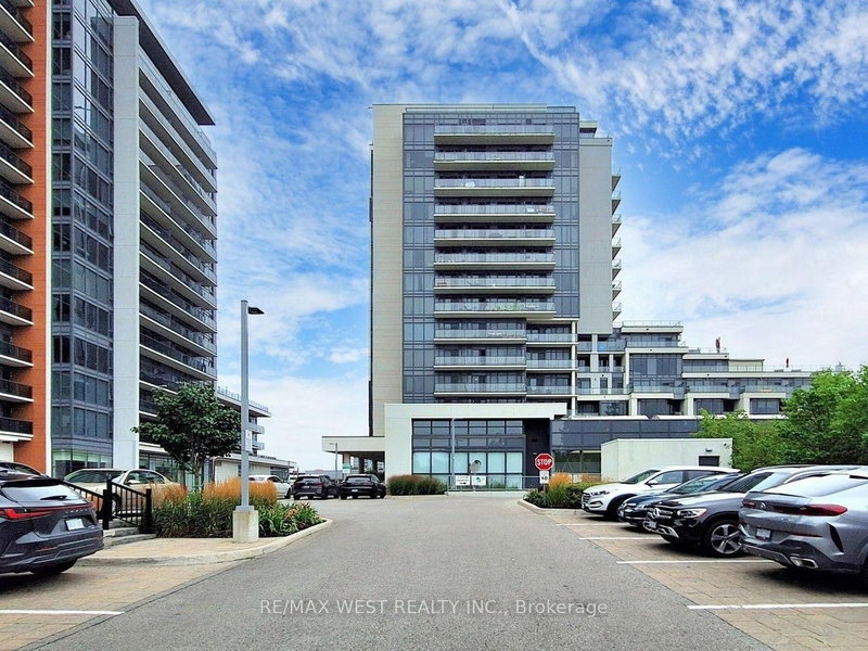 301 - 9618 Yonge Street
