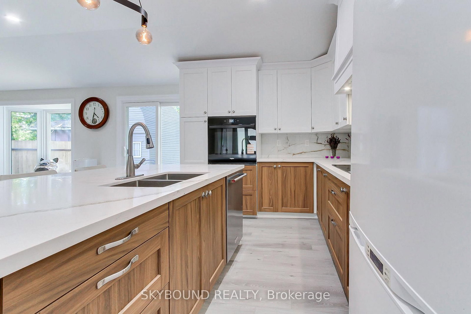 2388 25th Side Road • Innisfil, ON photo 14