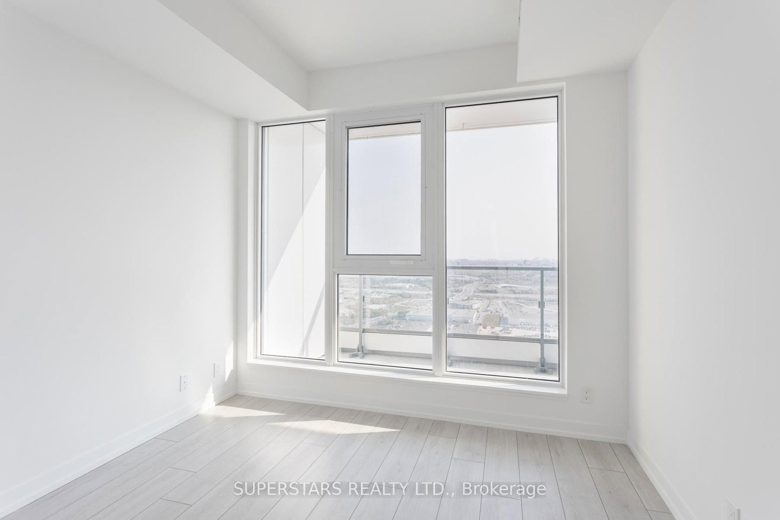 5 Buttermill Avenue, Unit 4505 - Photo 16