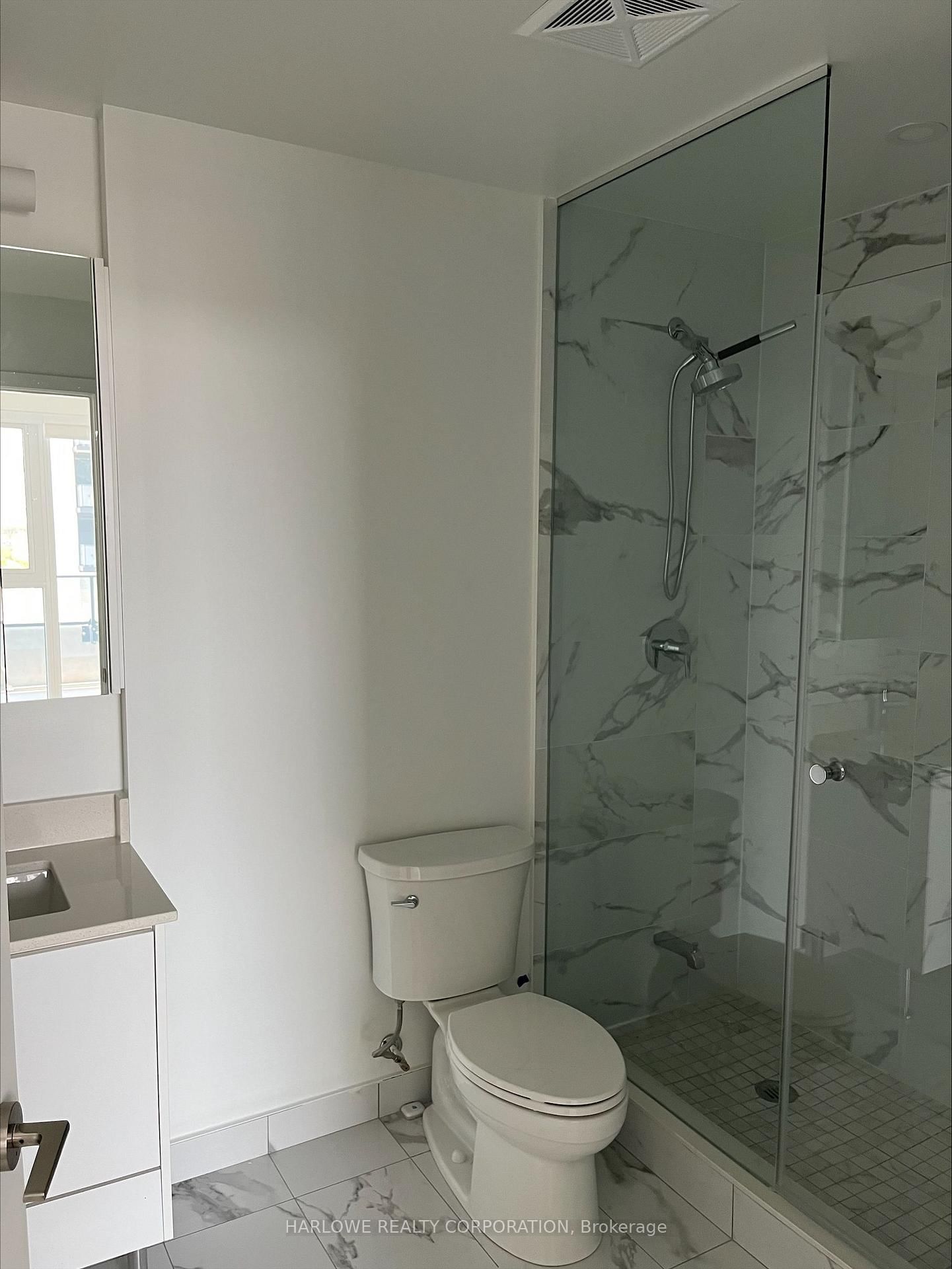 95 Oneida Crescent, Unit 1207 - Photo 4