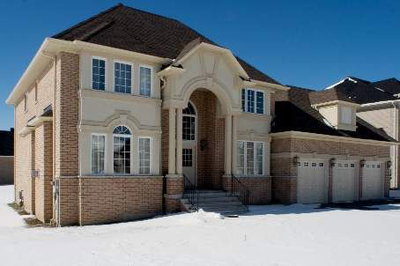 Detached House sold at 405 Athabasca Drive, Vaughan, Ontario, L6A3S2 - Rural Vaughan - MLS: N1314350