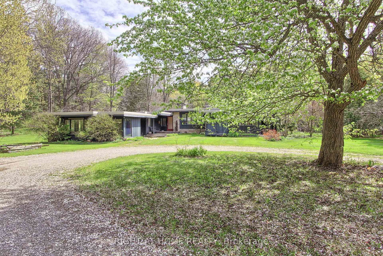 115 Valley Road • Vaughan, ON photo 42