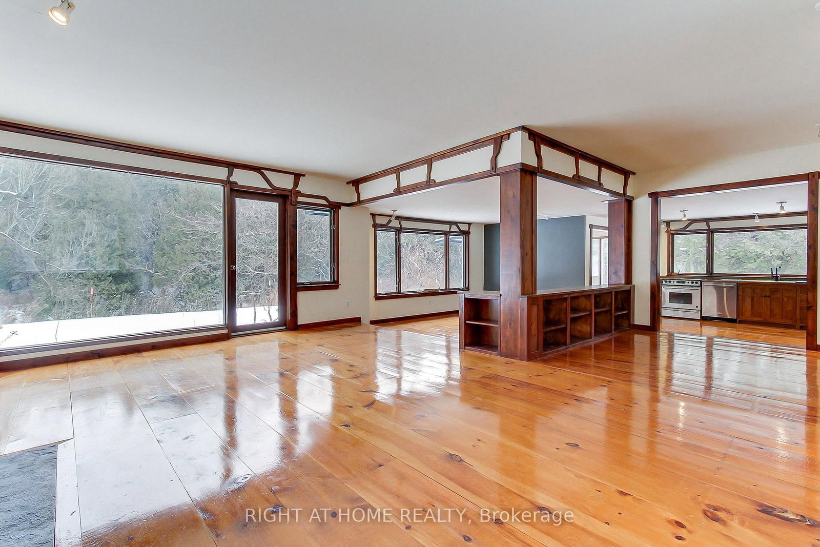 115 Valley Road • Vaughan, ON photo 8