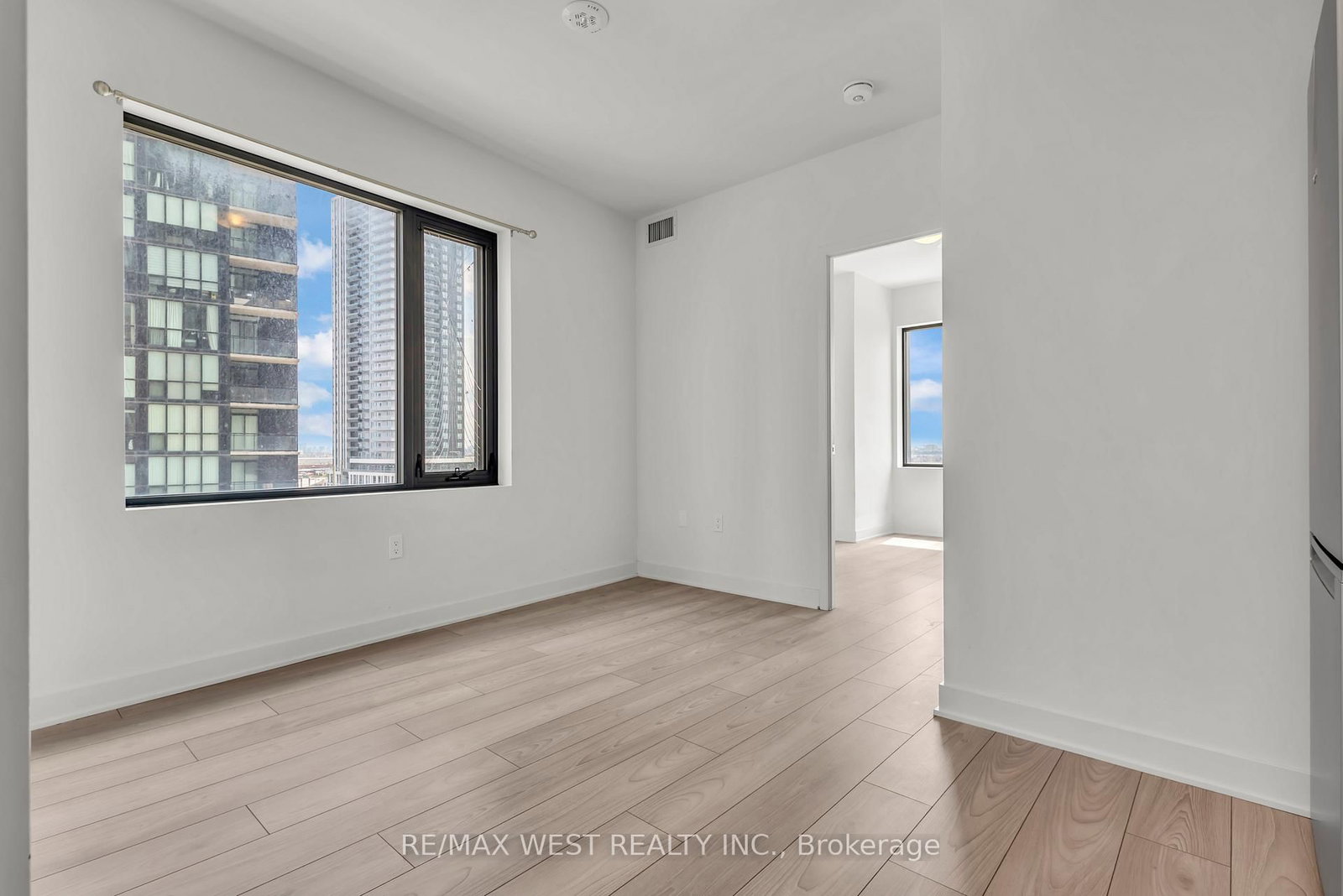 2920 Hwy 7 Road, Unit 907 - Photo 16