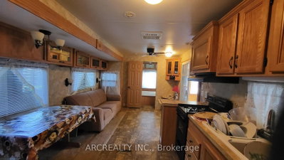 5 Horseshoe Circuit • Georgina, ON photo 8
