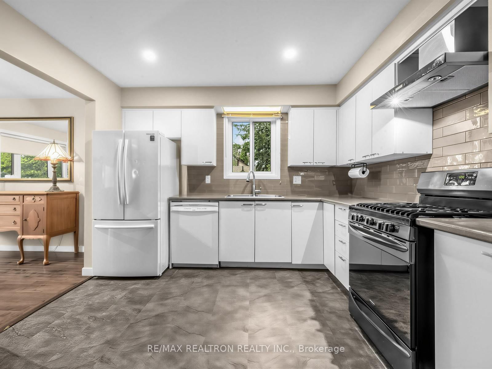 1338 Killarney Beach Road - Photo 21