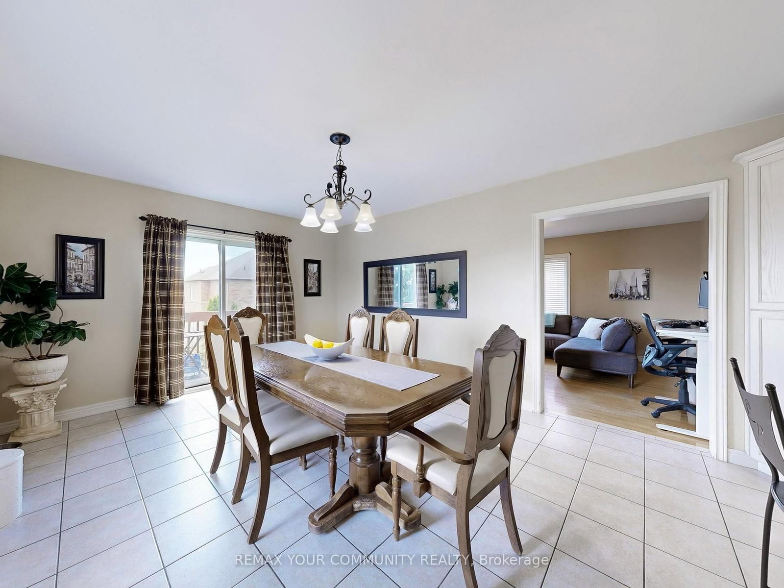 24 Cachet Hill Crescent • Vaughan, ON photo 10