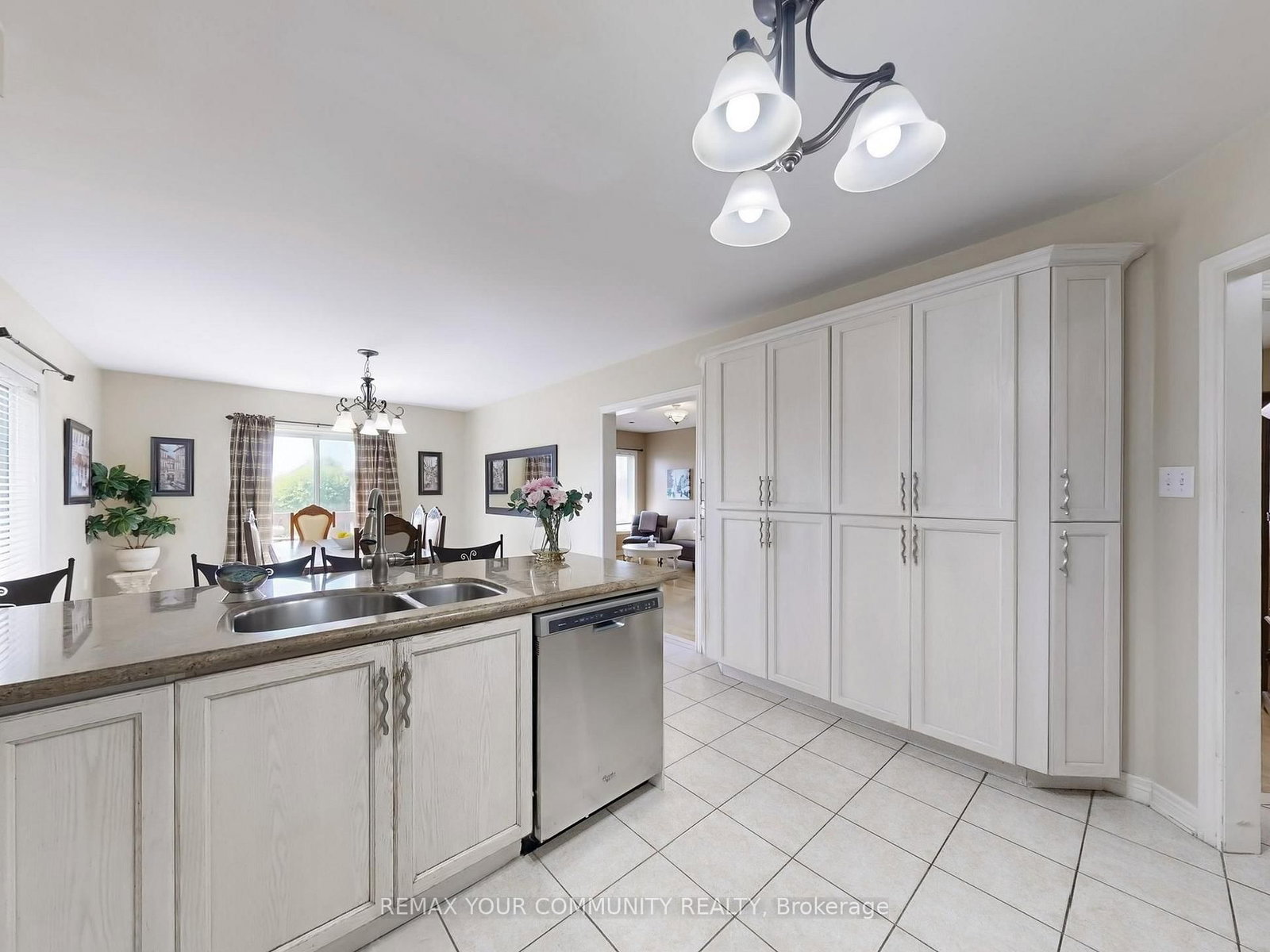 24 Cachet Hill Crescent • Vaughan, ON photo 14