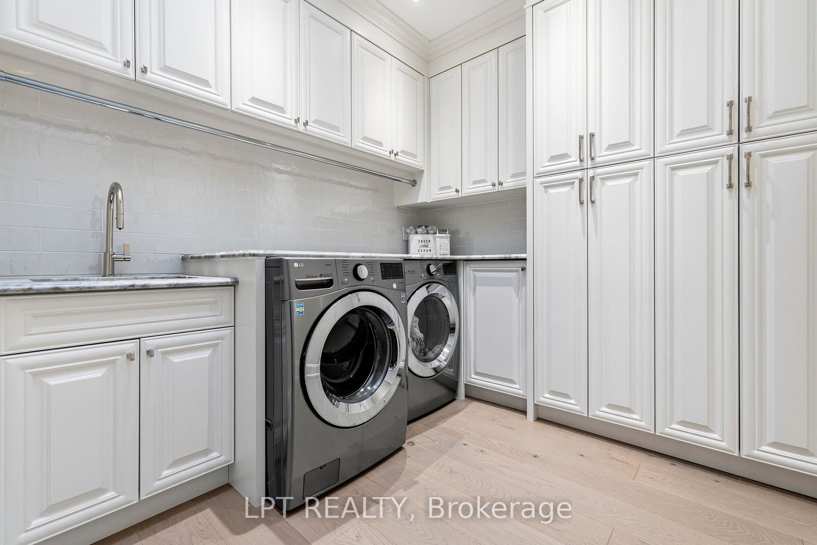 256 Patricia Drive • King, ON photo 39