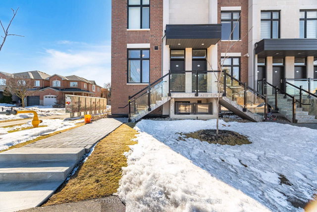L109 - 9560 Islington Avenue