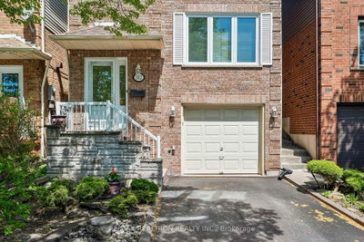 102 Swinton Crescent — photo 5