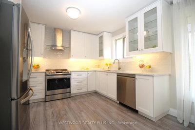 58 Maple Grove Avenue • Richmond Hill, ON photo 9