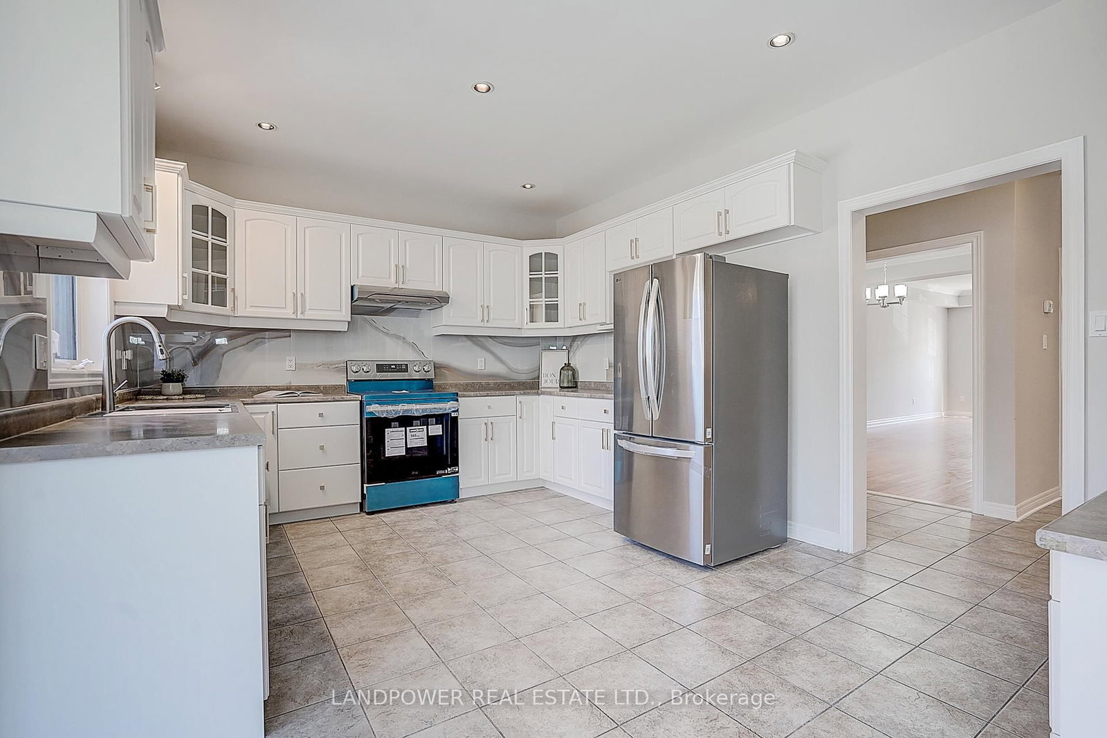 60 Valleyford Avenue • Richmond Hill, ON photo 10