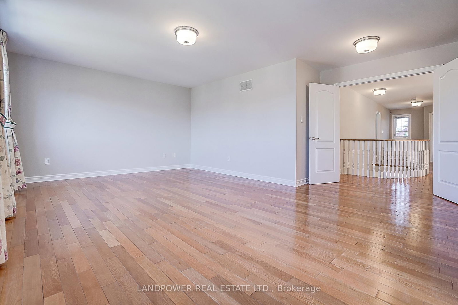 60 Valleyford Avenue • Richmond Hill, ON photo 18