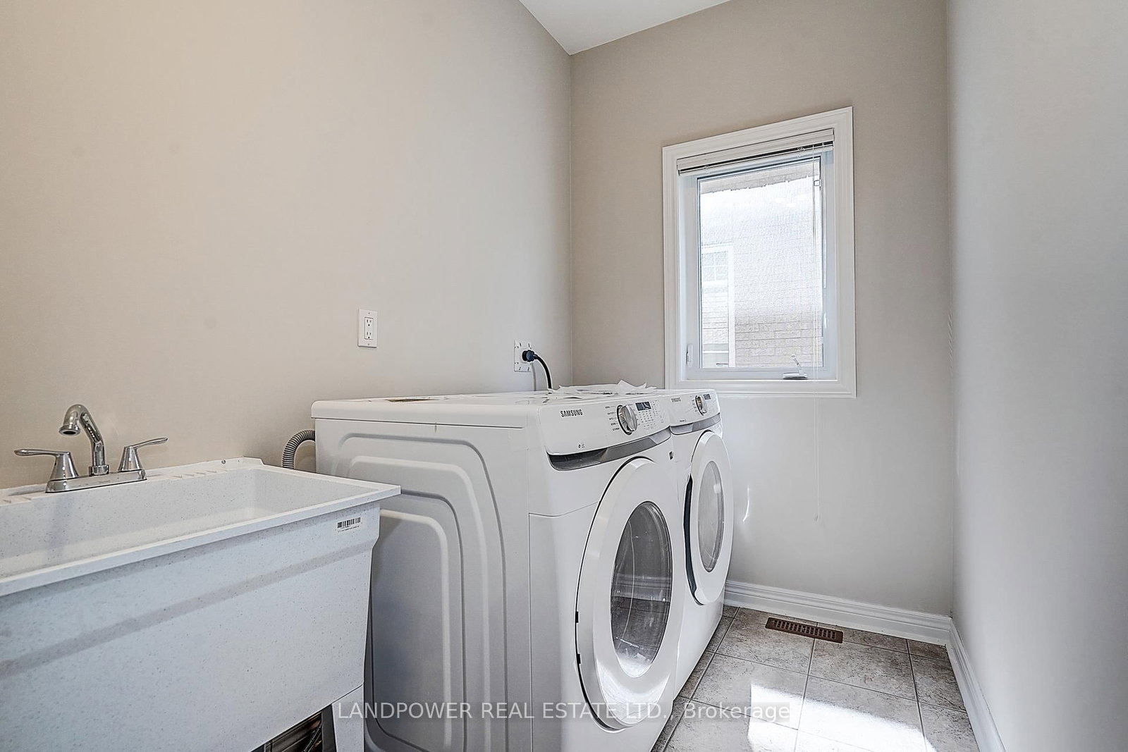 60 Valleyford Avenue • Richmond Hill, ON photo 28