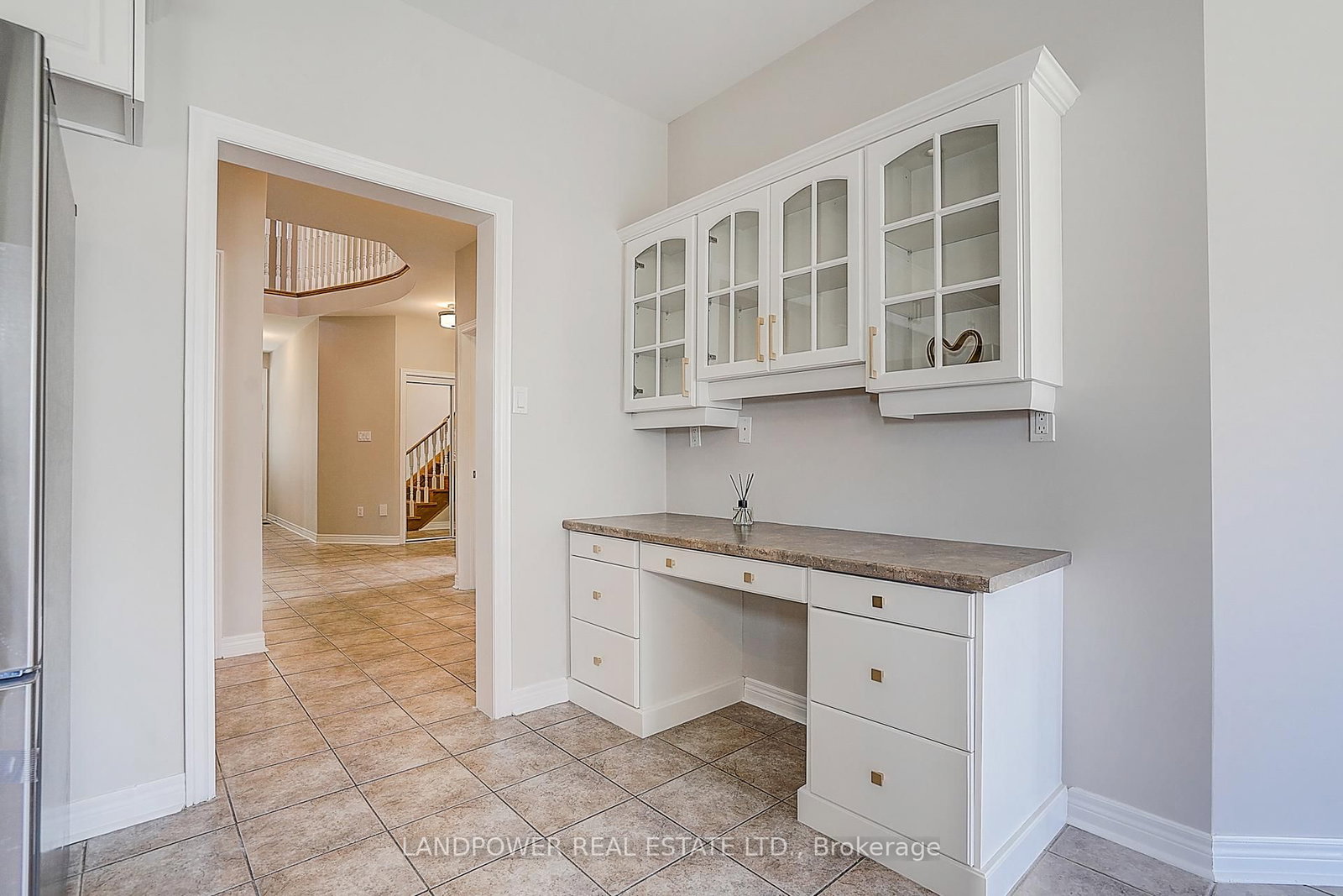 60 Valleyford Avenue • Richmond Hill, ON photo 6